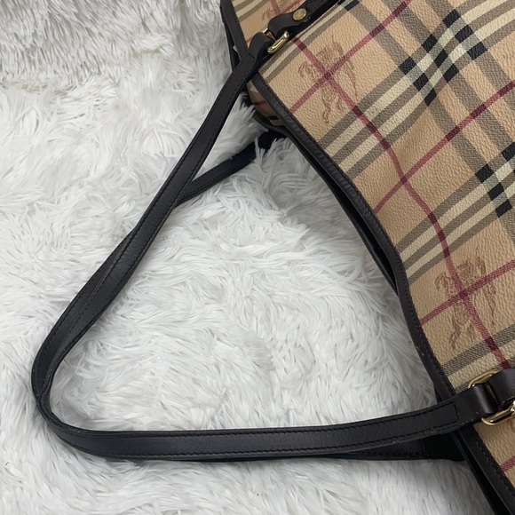 BURBERRY HAYMARKET CHECK  LEATHER/PVC TOTE WITH REMOVEABLE POUCH FINAL SALE - Picture 4 of 16